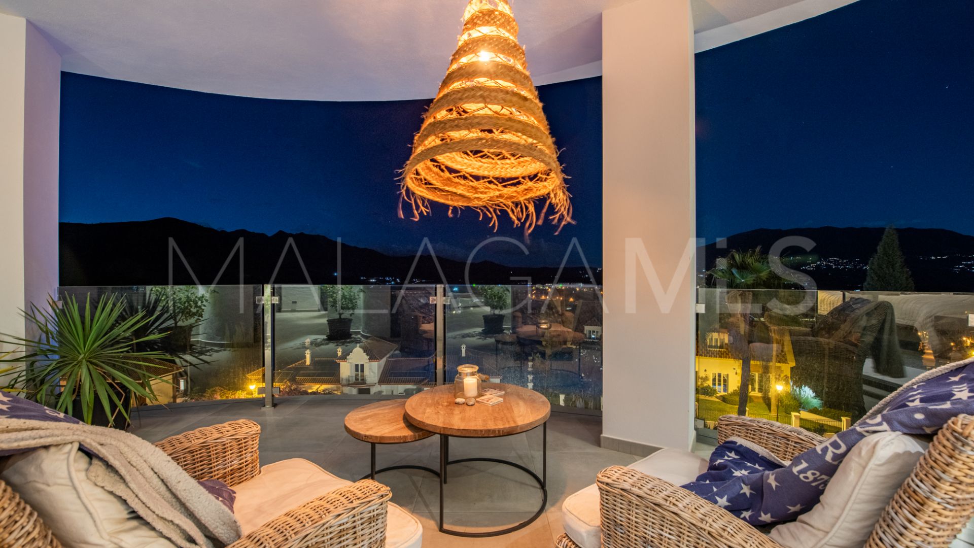 Villa for sale in La Cala Golf Resort