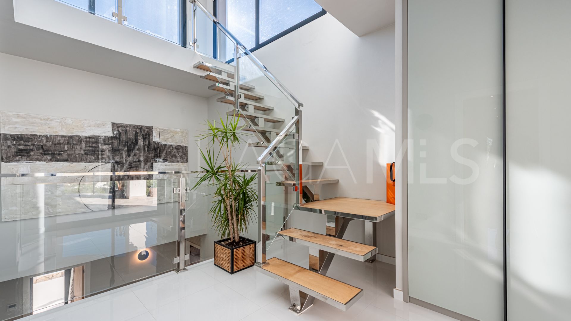 Villa for sale in La Cala Golf Resort with 4 bedrooms