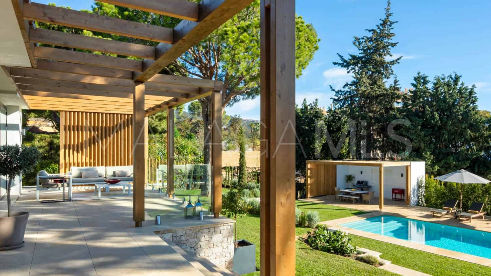 Maison for sale in Elviria