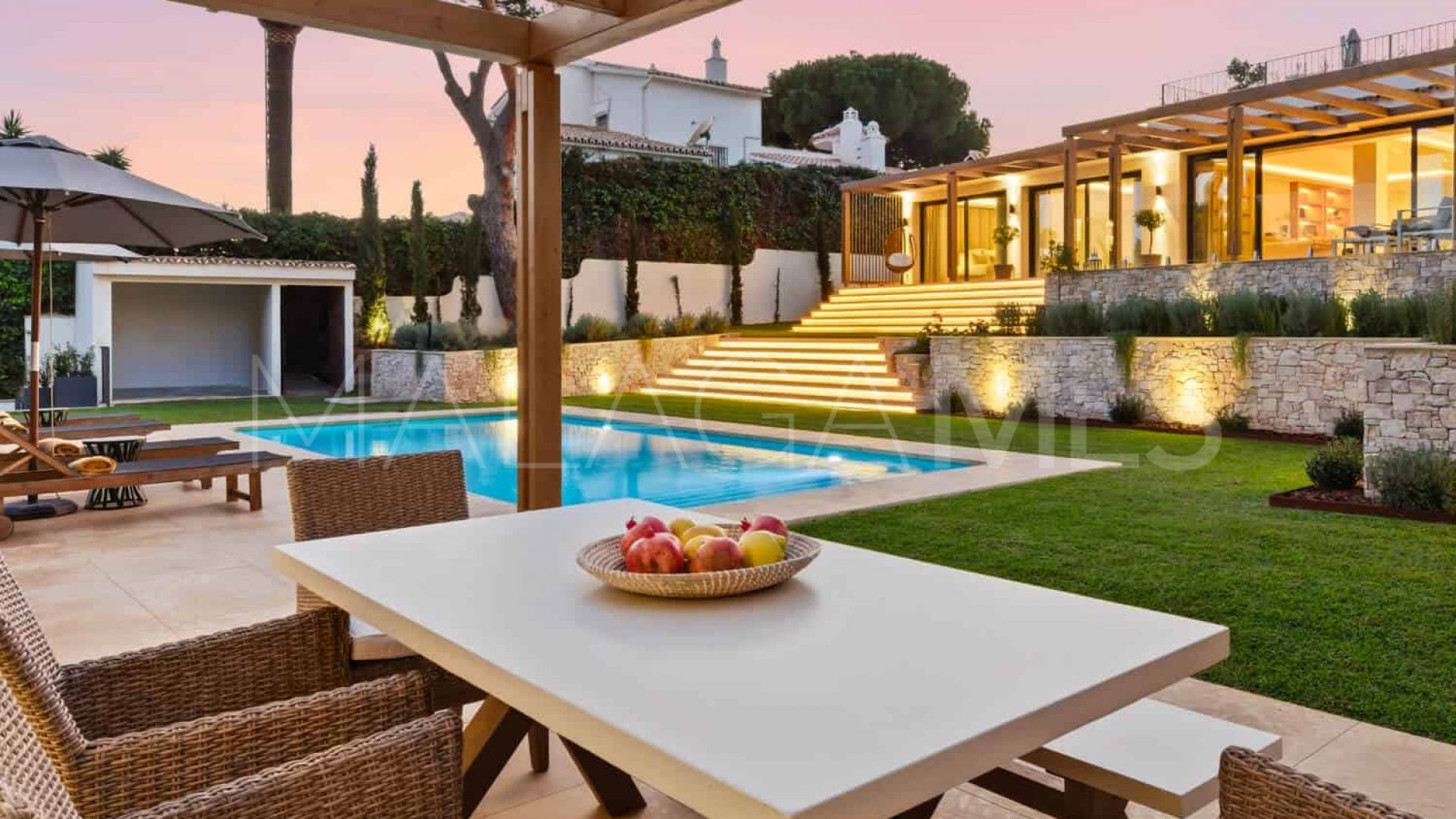 Maison for sale in Elviria