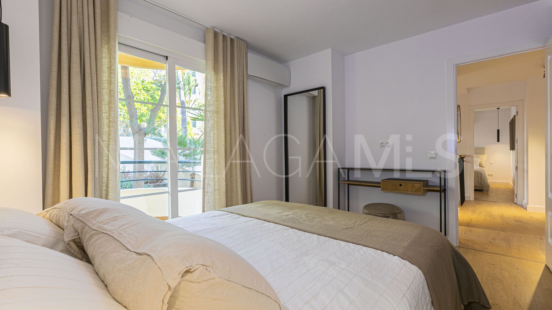 Ground floor duplex for sale in Señorio de Aloha