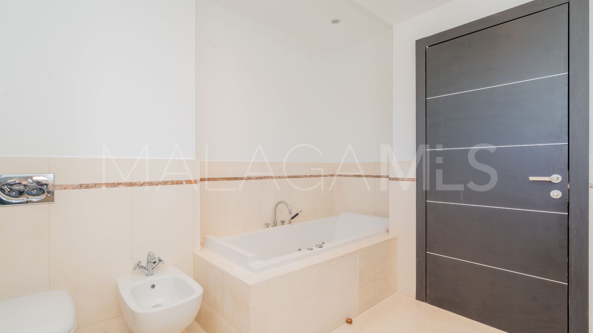 Villa jumelée for sale in Meisho Hills