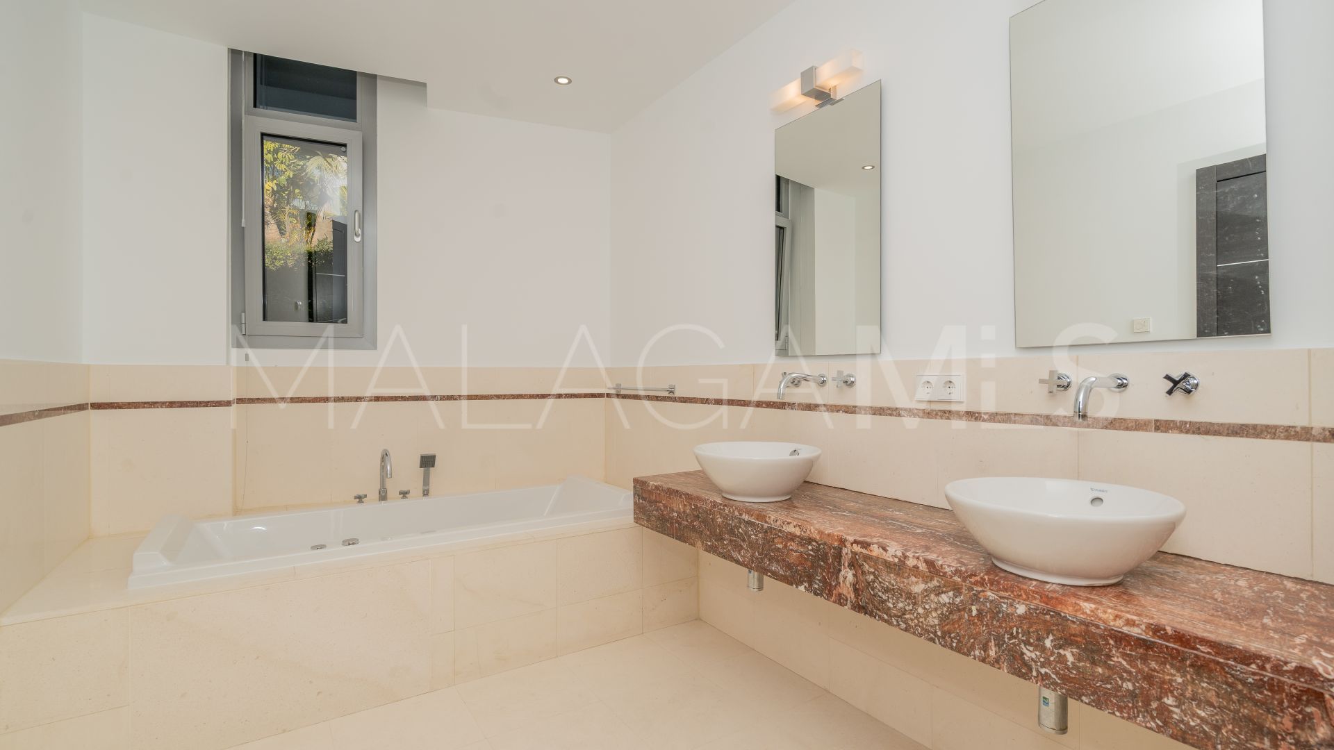 Villa jumelée for sale in Meisho Hills