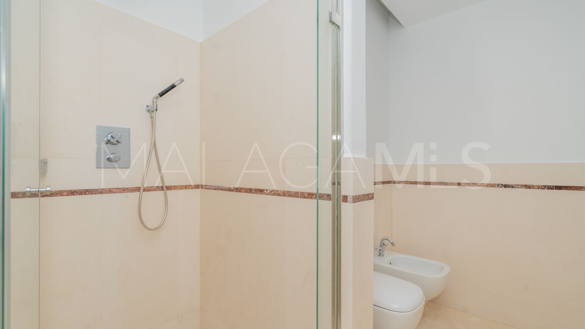 Villa jumelée for sale in Meisho Hills