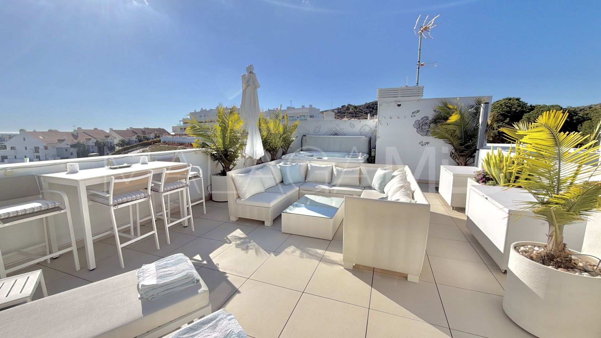 Takvåning for sale in Calanova Golf