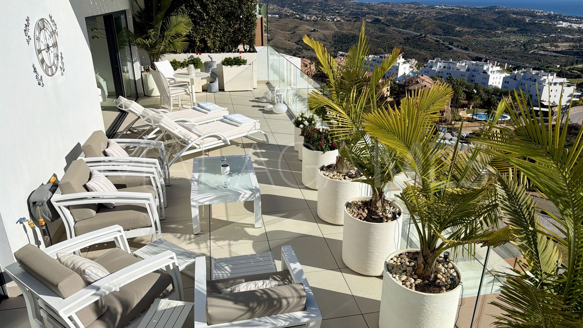 Takvåning for sale in Calanova Golf