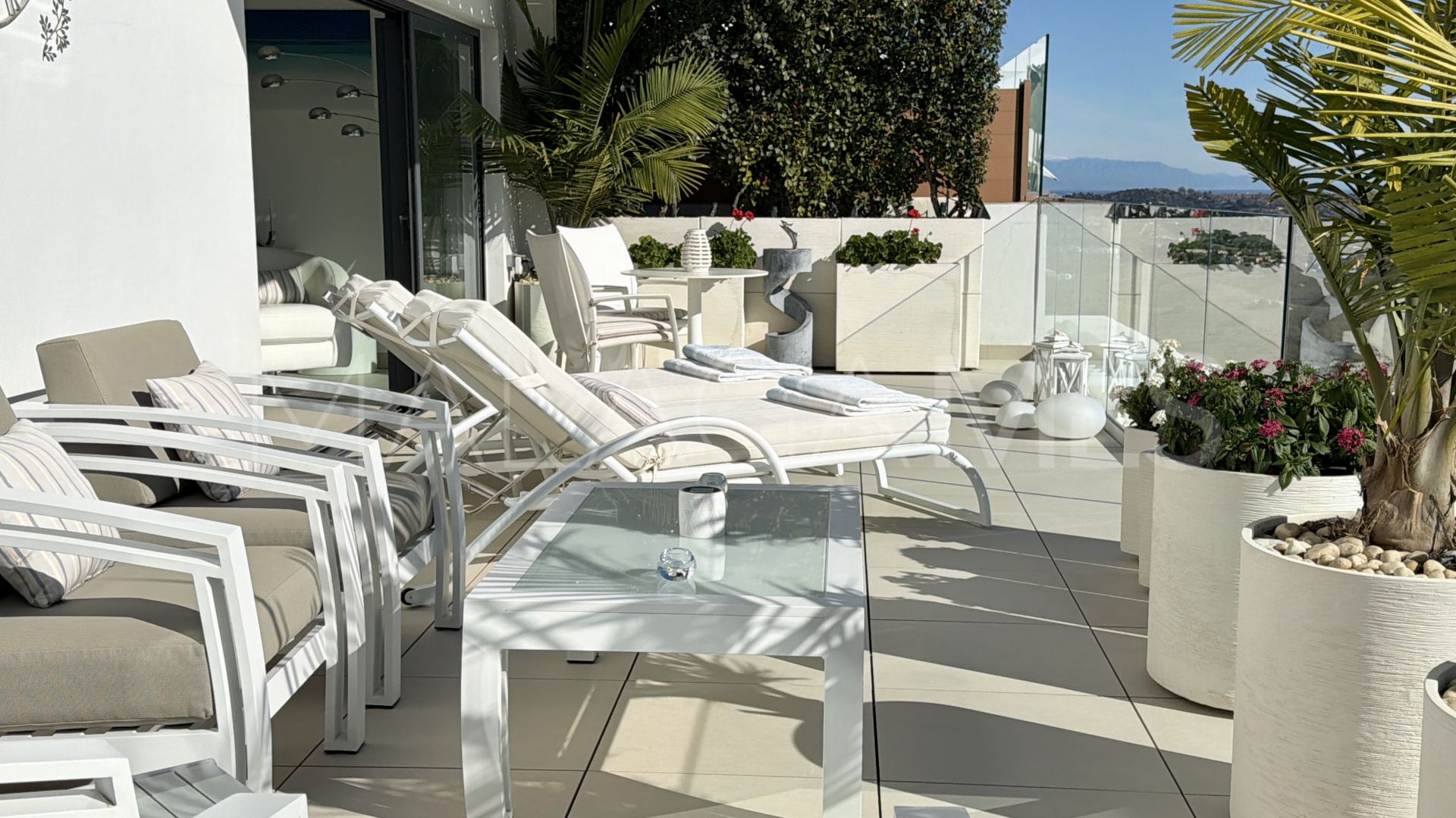 Takvåning for sale in Calanova Golf