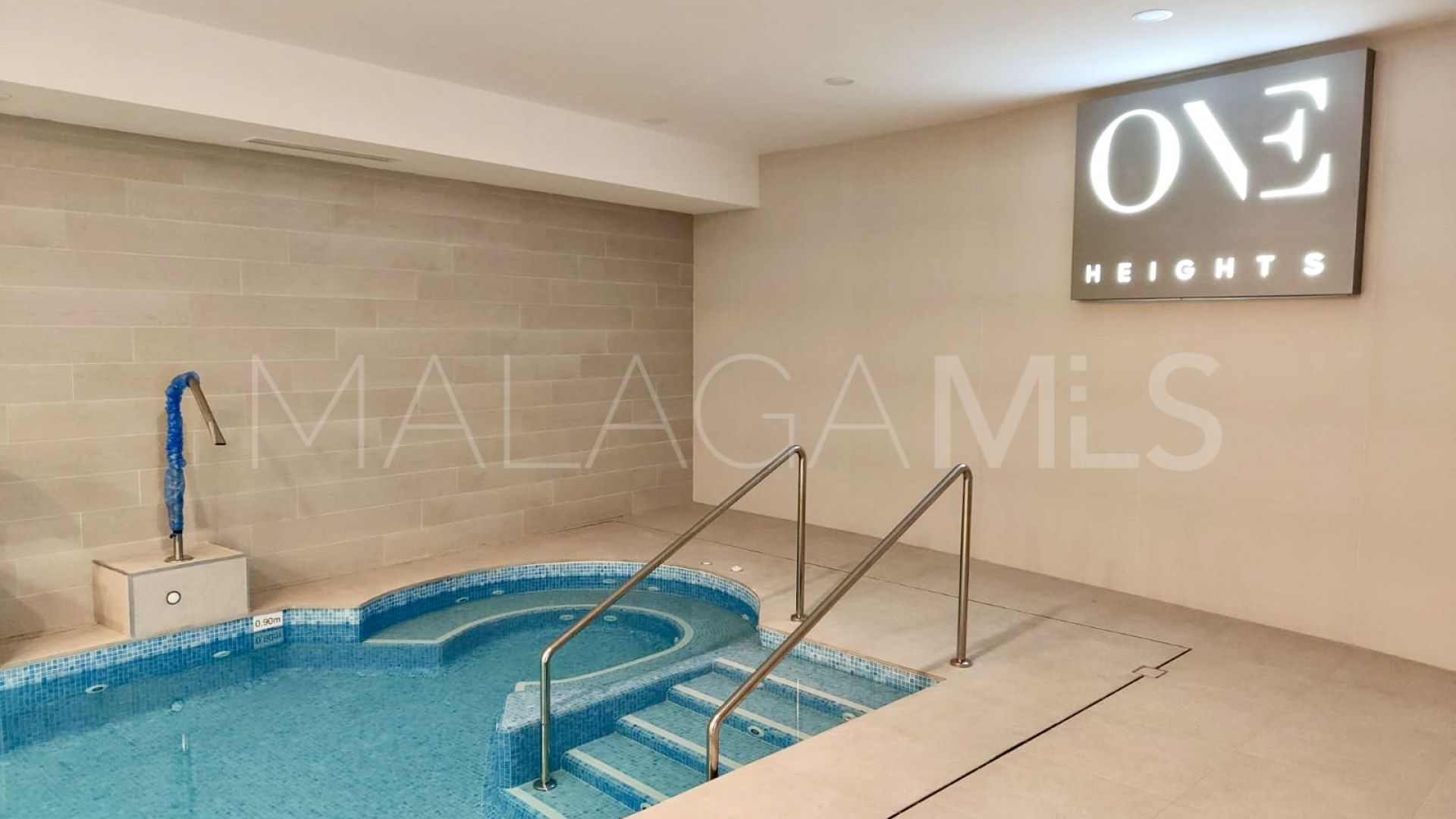 Takvåning for sale in Calanova Golf