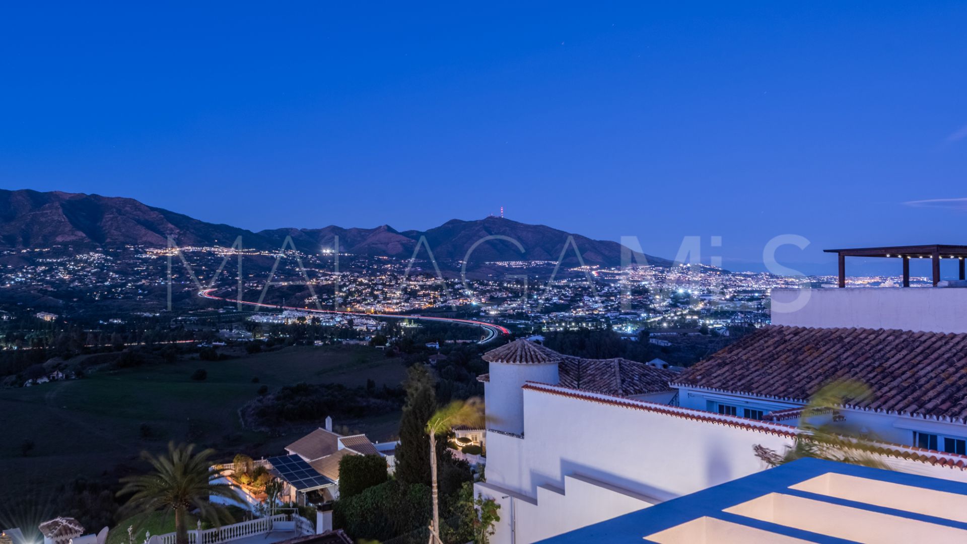 Villa for sale in Cerros del Aguila