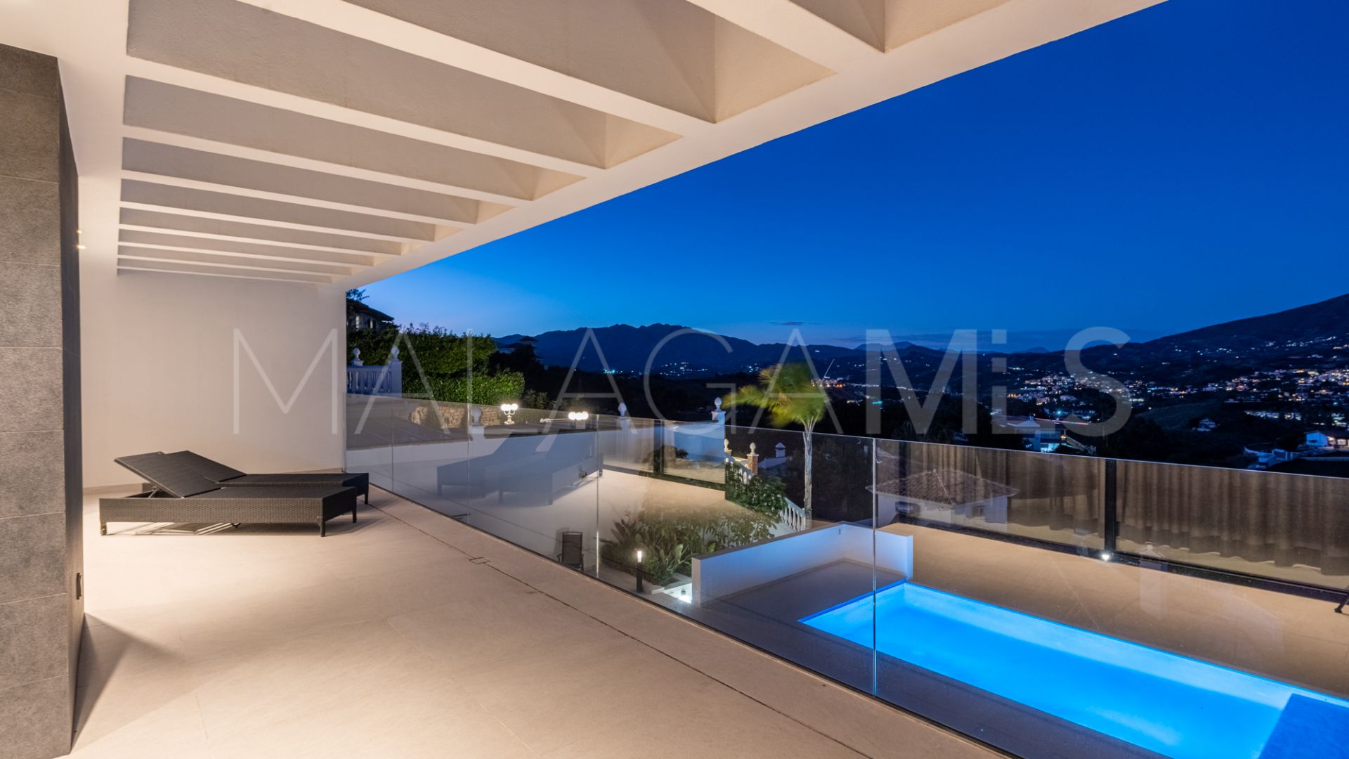 Villa for sale in Cerros del Aguila