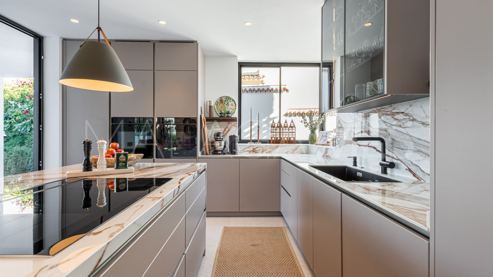 Maison for sale in Cerros del Aguila