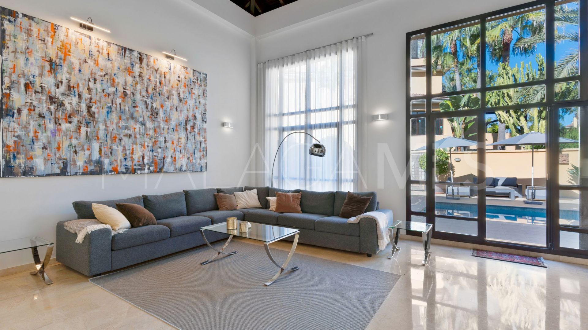 Bungalow for sale in Bahia de Banus