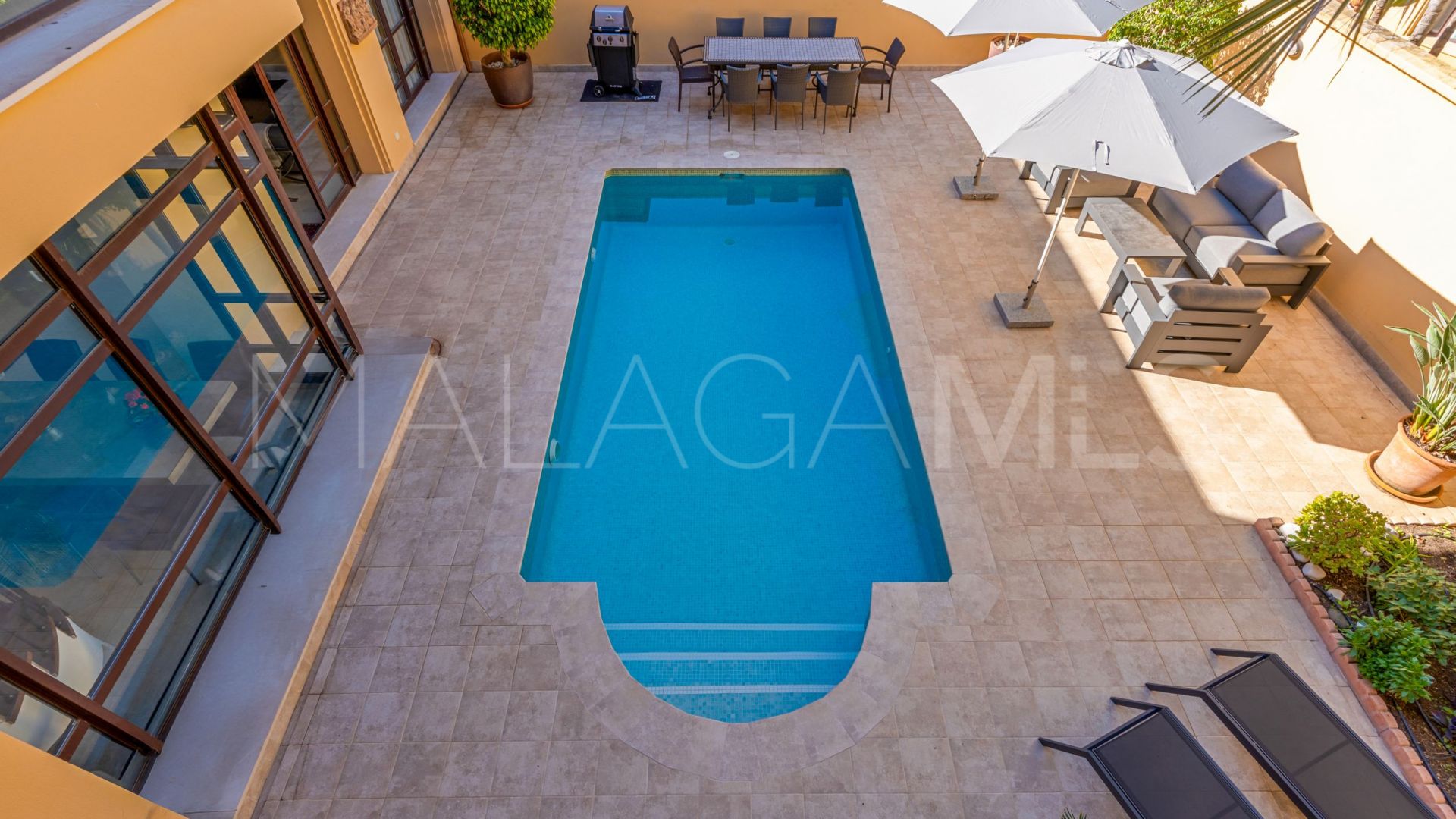 Bungalow for sale in Bahia de Banus