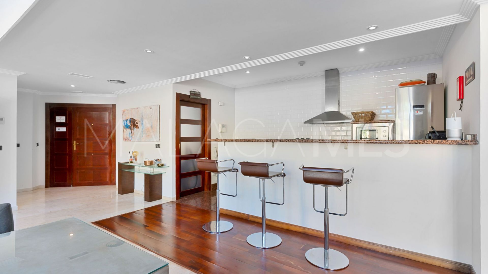 Bungalow for sale in Bahia de Banus