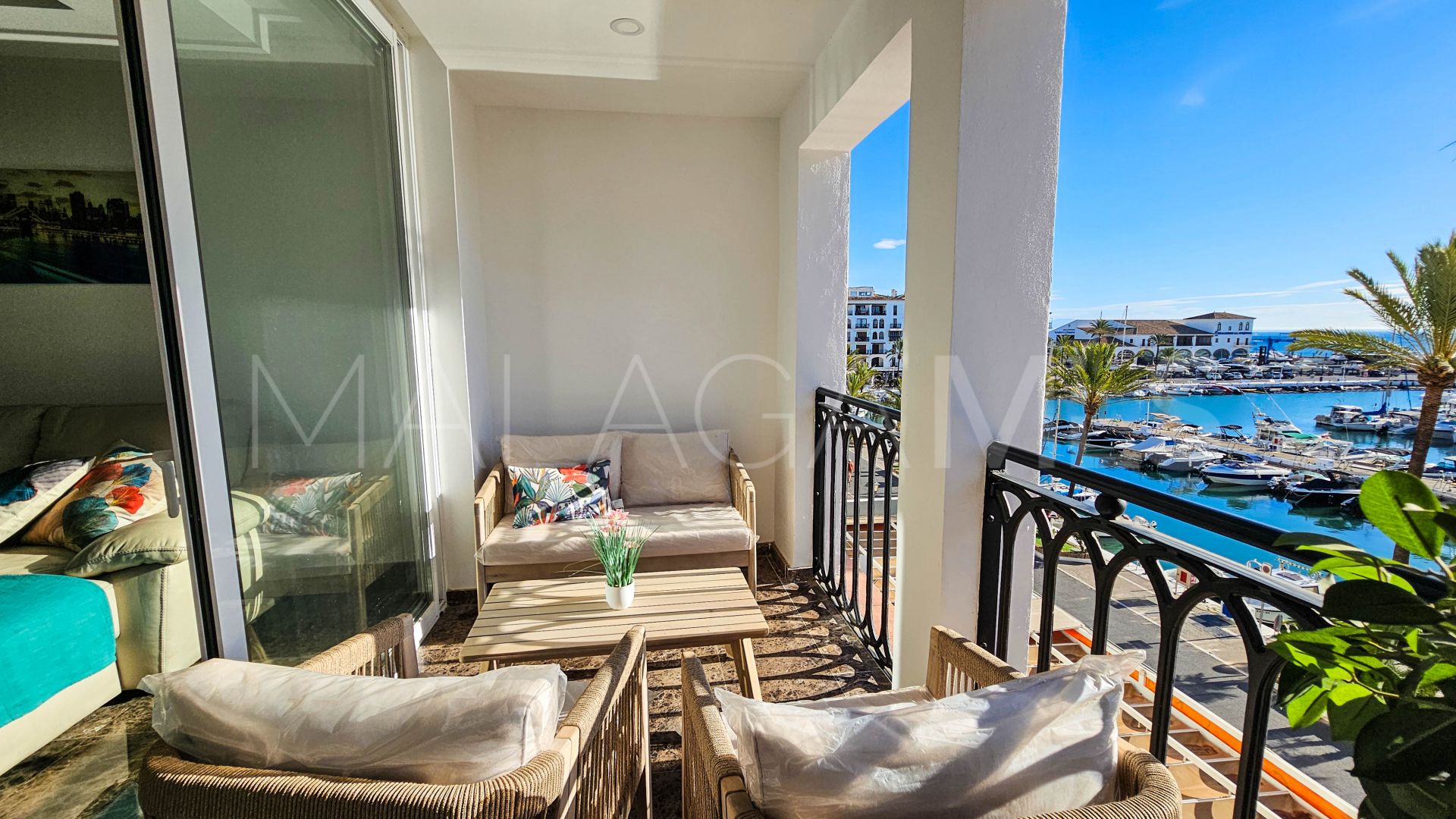 2 bedrooms apartment for sale in Puerto La Duquesa