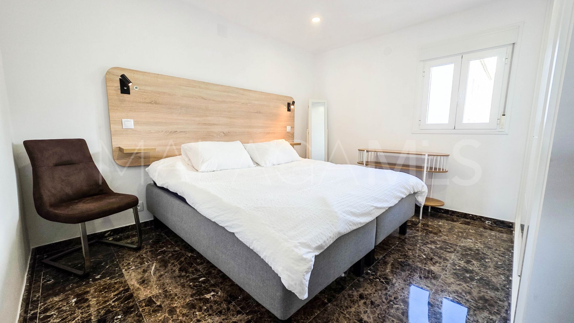 2 bedrooms apartment for sale in Puerto La Duquesa