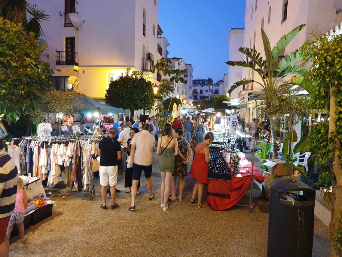 2 bedrooms apartment for sale in Puerto La Duquesa