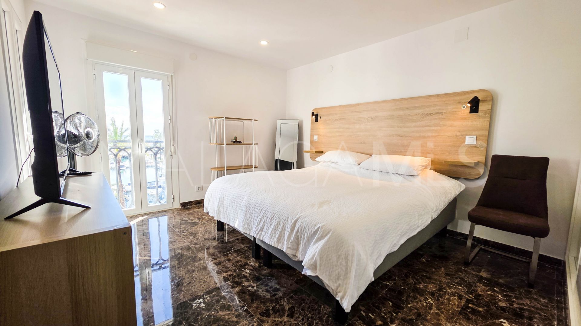 2 bedrooms apartment for sale in Puerto La Duquesa