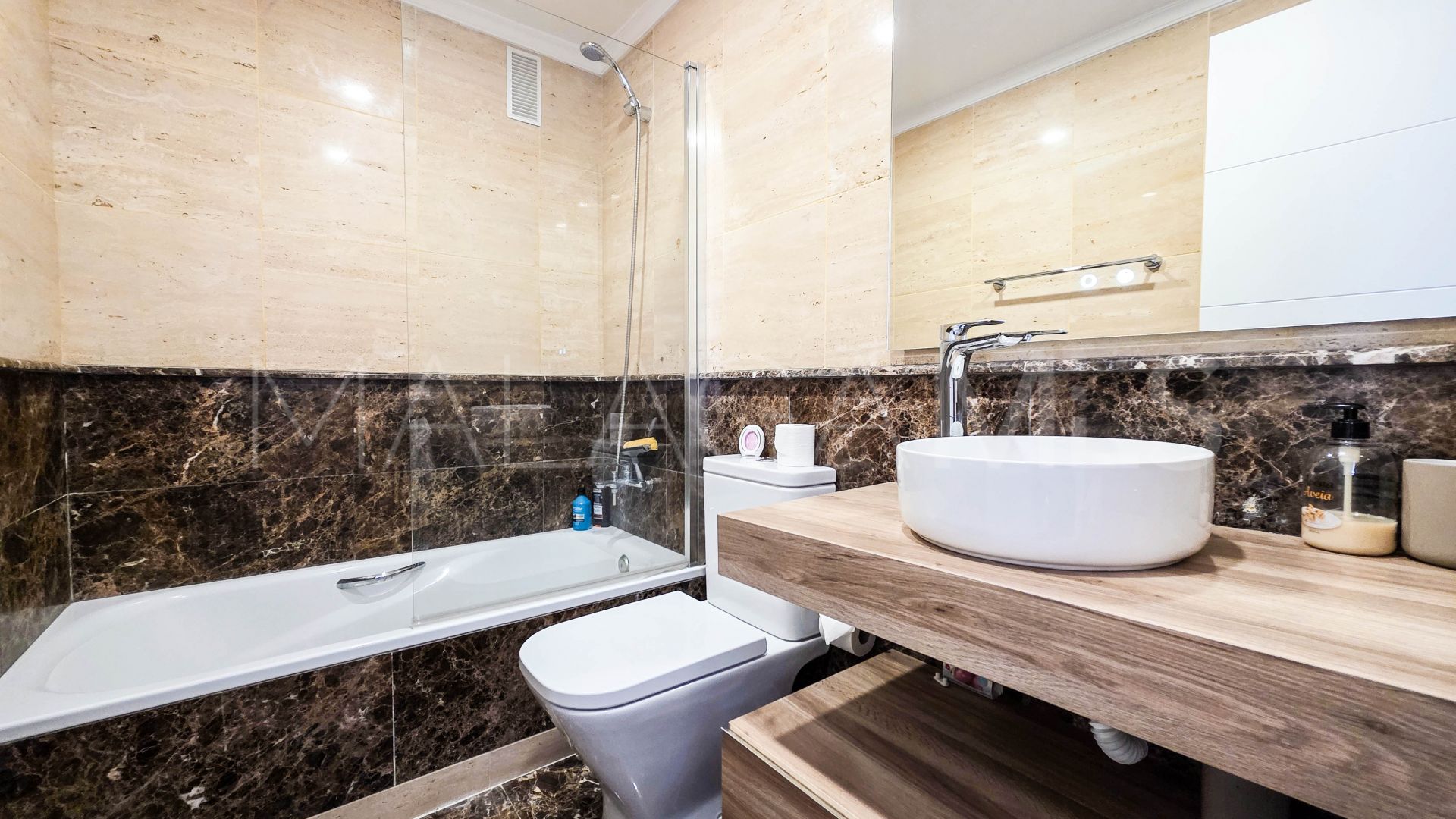 2 bedrooms apartment for sale in Puerto La Duquesa