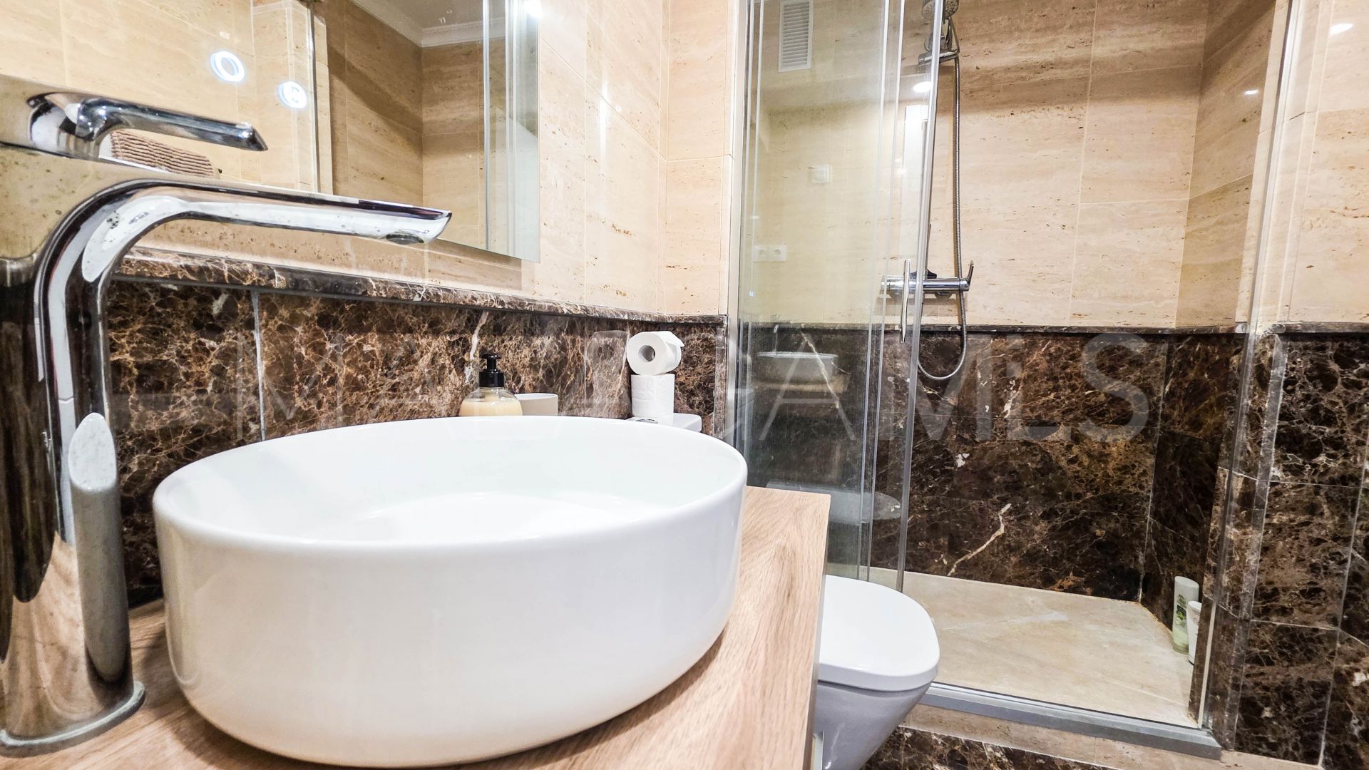 2 bedrooms apartment for sale in Puerto La Duquesa