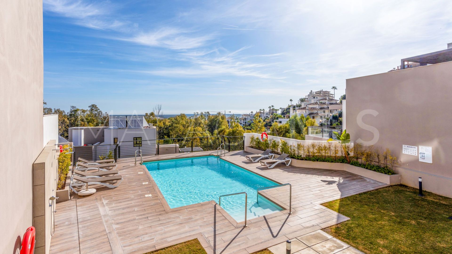 Erdgeschosswohnung for sale in Nueva Andalucia