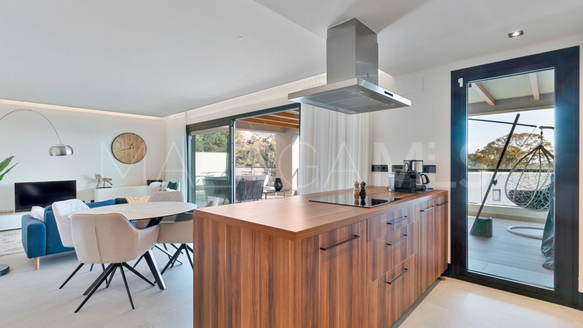 Erdgeschosswohnung for sale in Nueva Andalucia