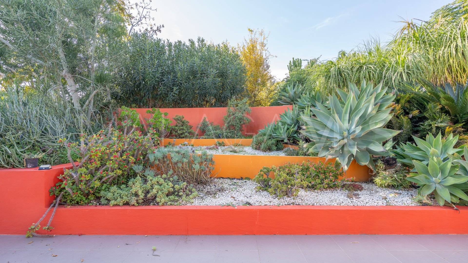 Villa for sale in Estepona