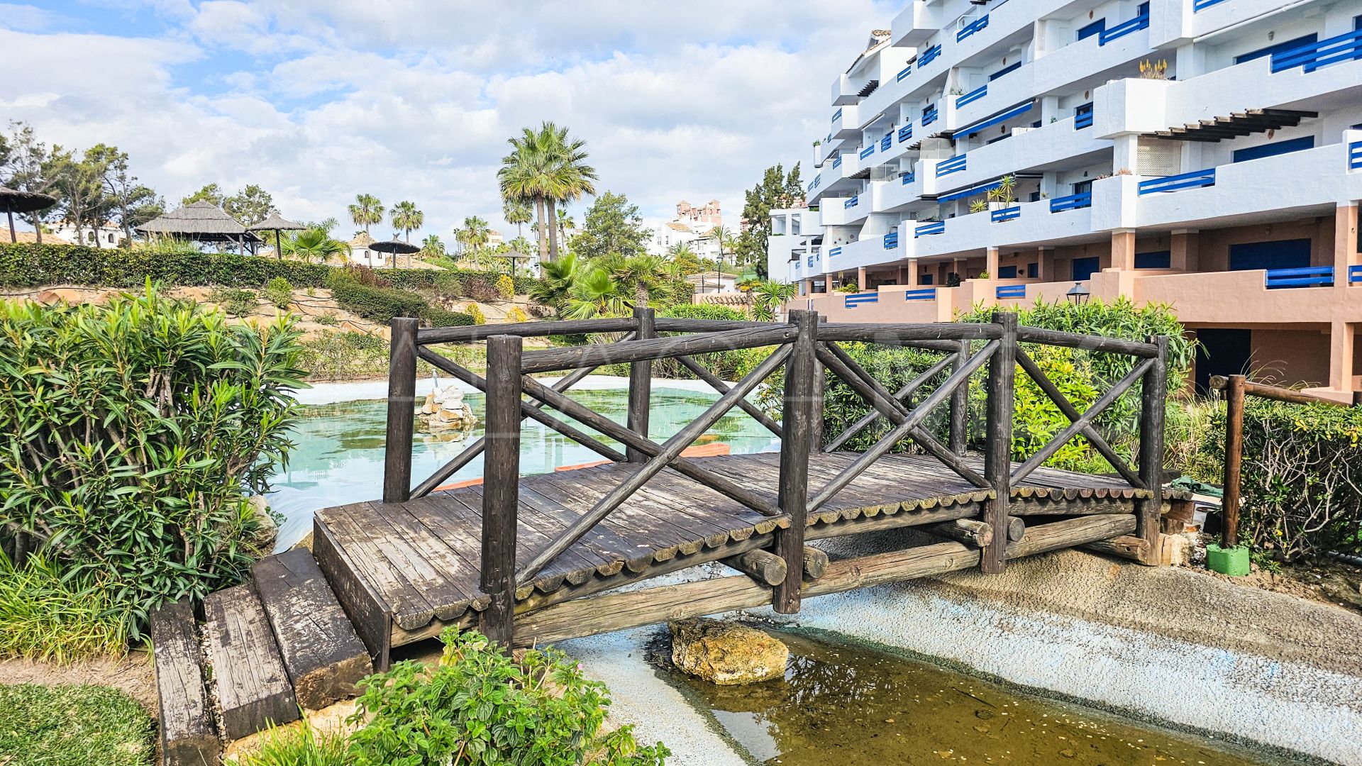 Duquesa Suites ground floor apartment for sale