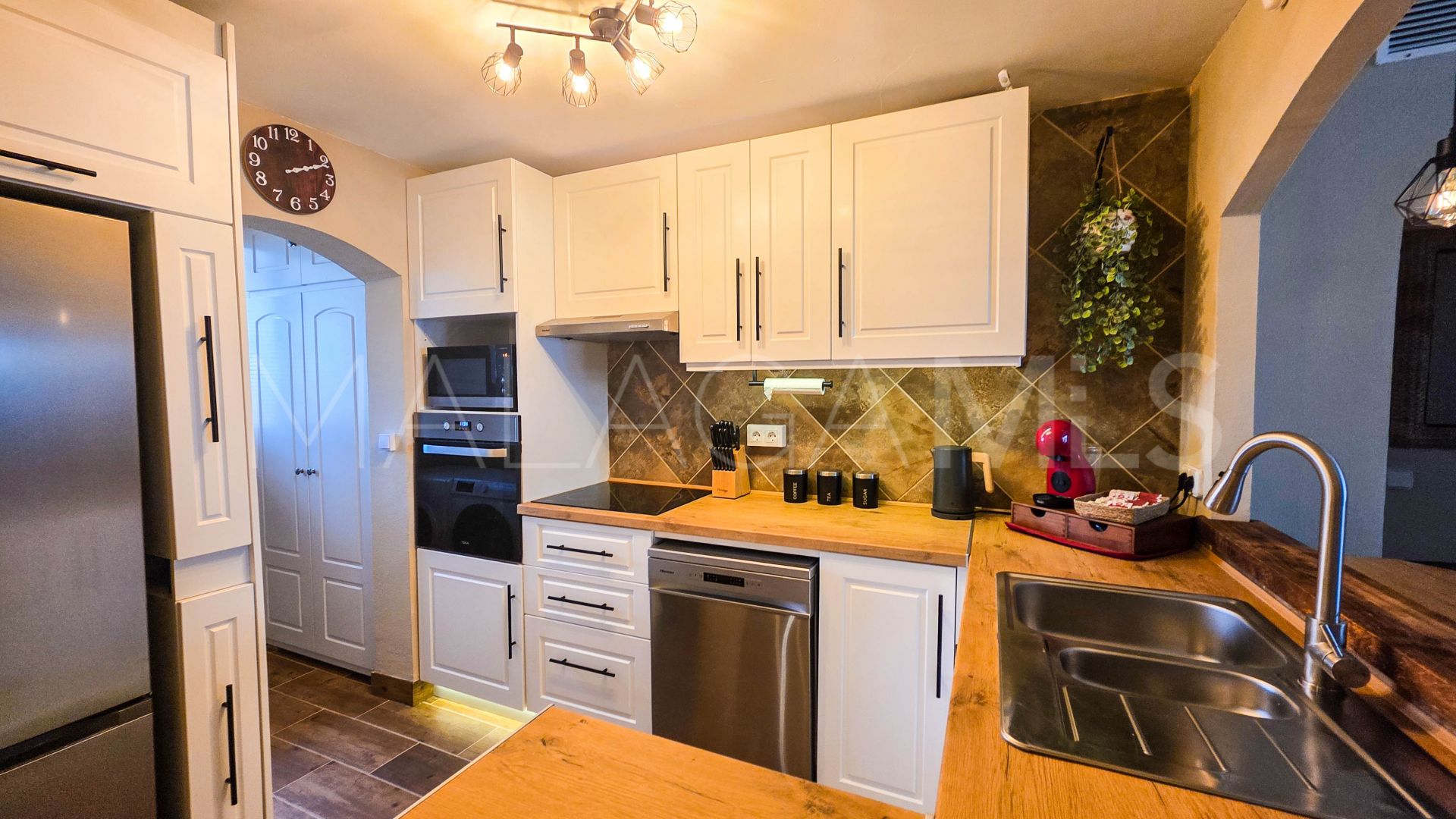 Duquesa Suites ground floor apartment for sale