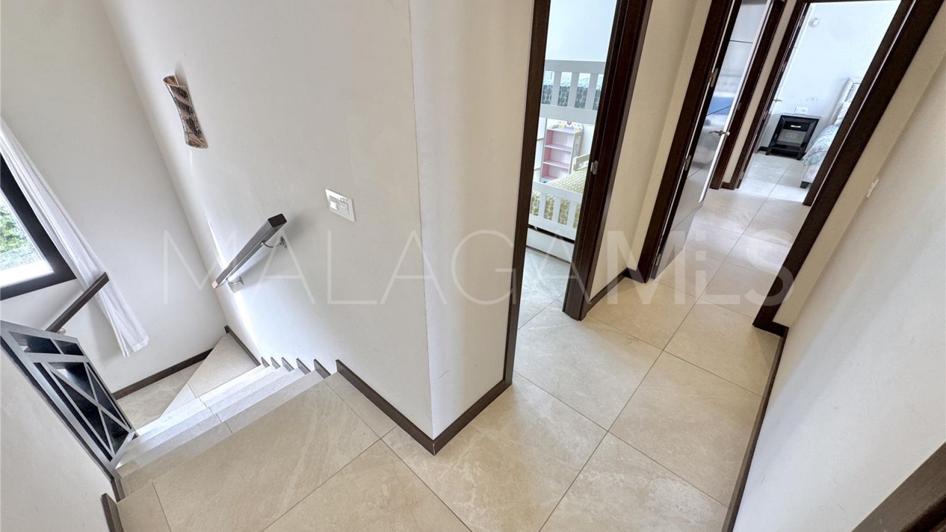 Villa for sale in Nueva Andalucia