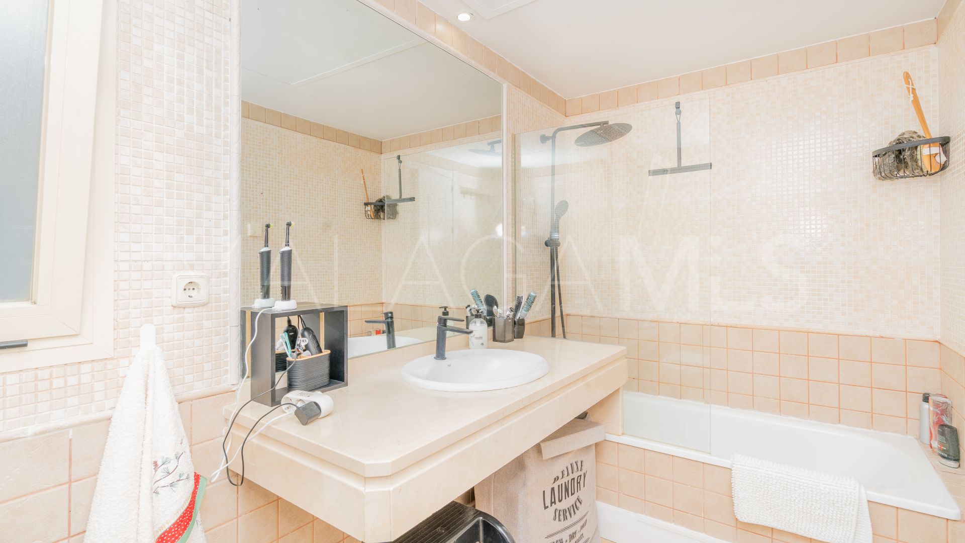 Town house for sale in Estepona Golf