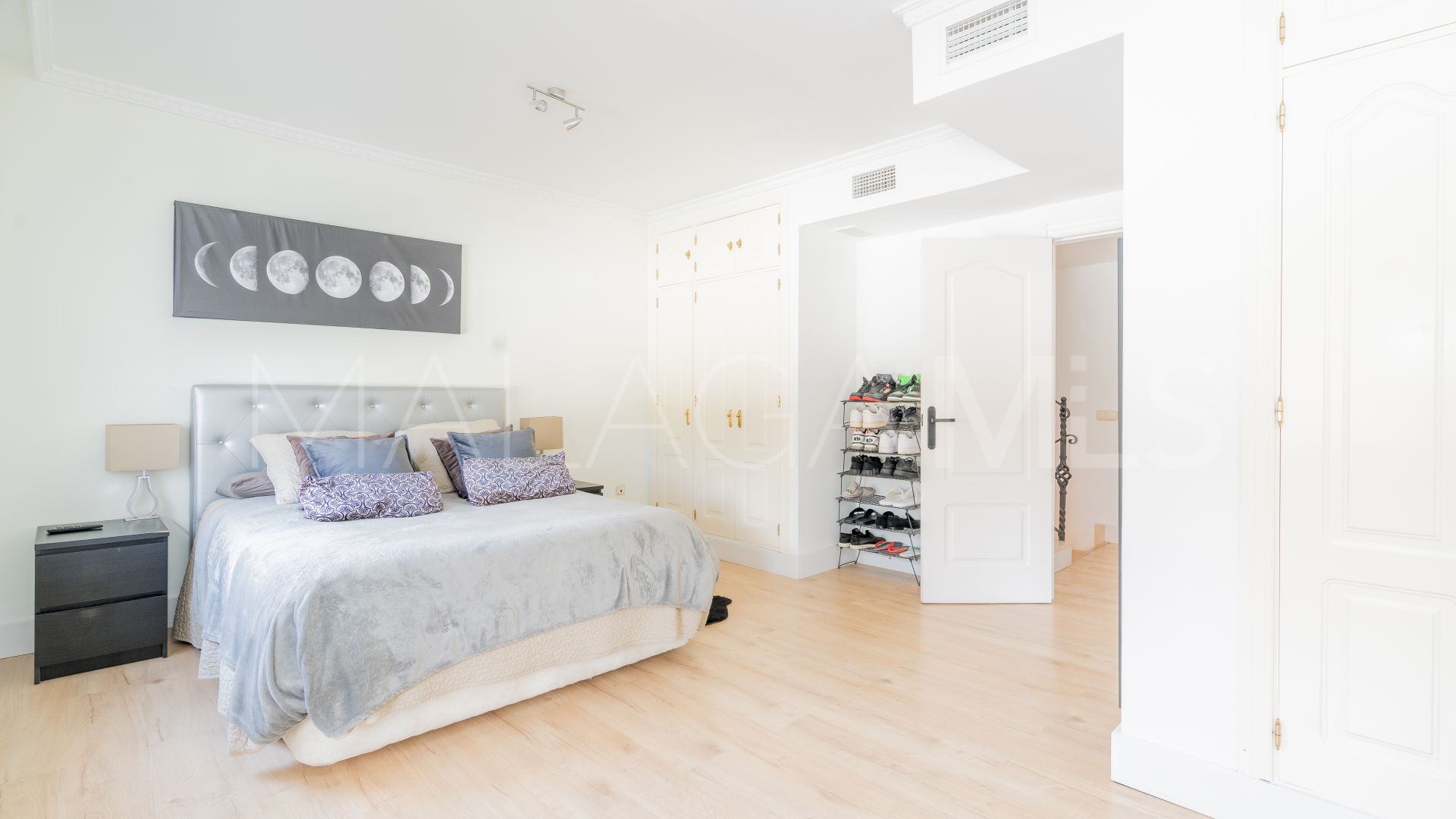 Town house for sale in Estepona Golf