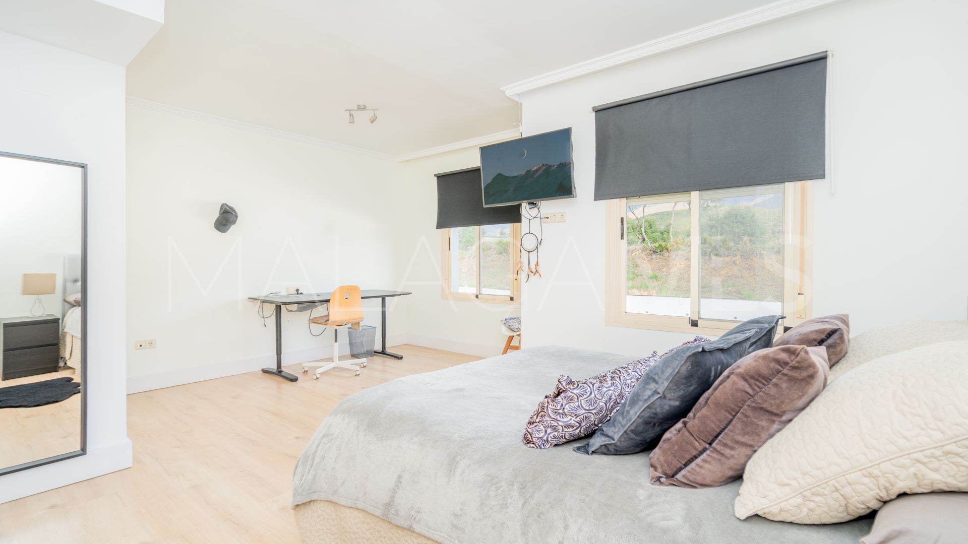 Town house for sale in Estepona Golf