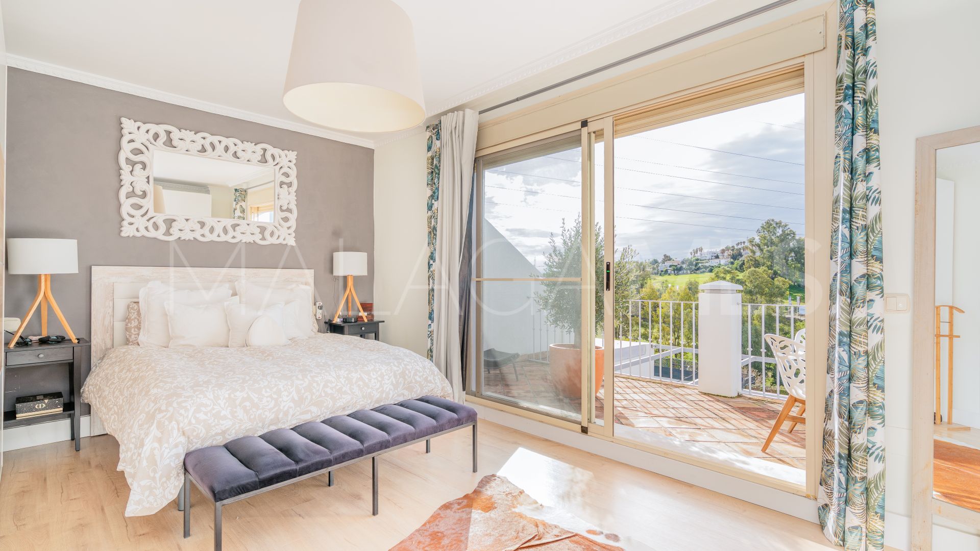 Town house for sale in Estepona Golf