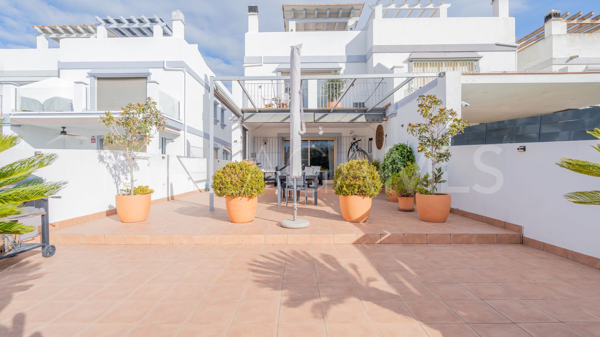 Town house for sale in Estepona Golf