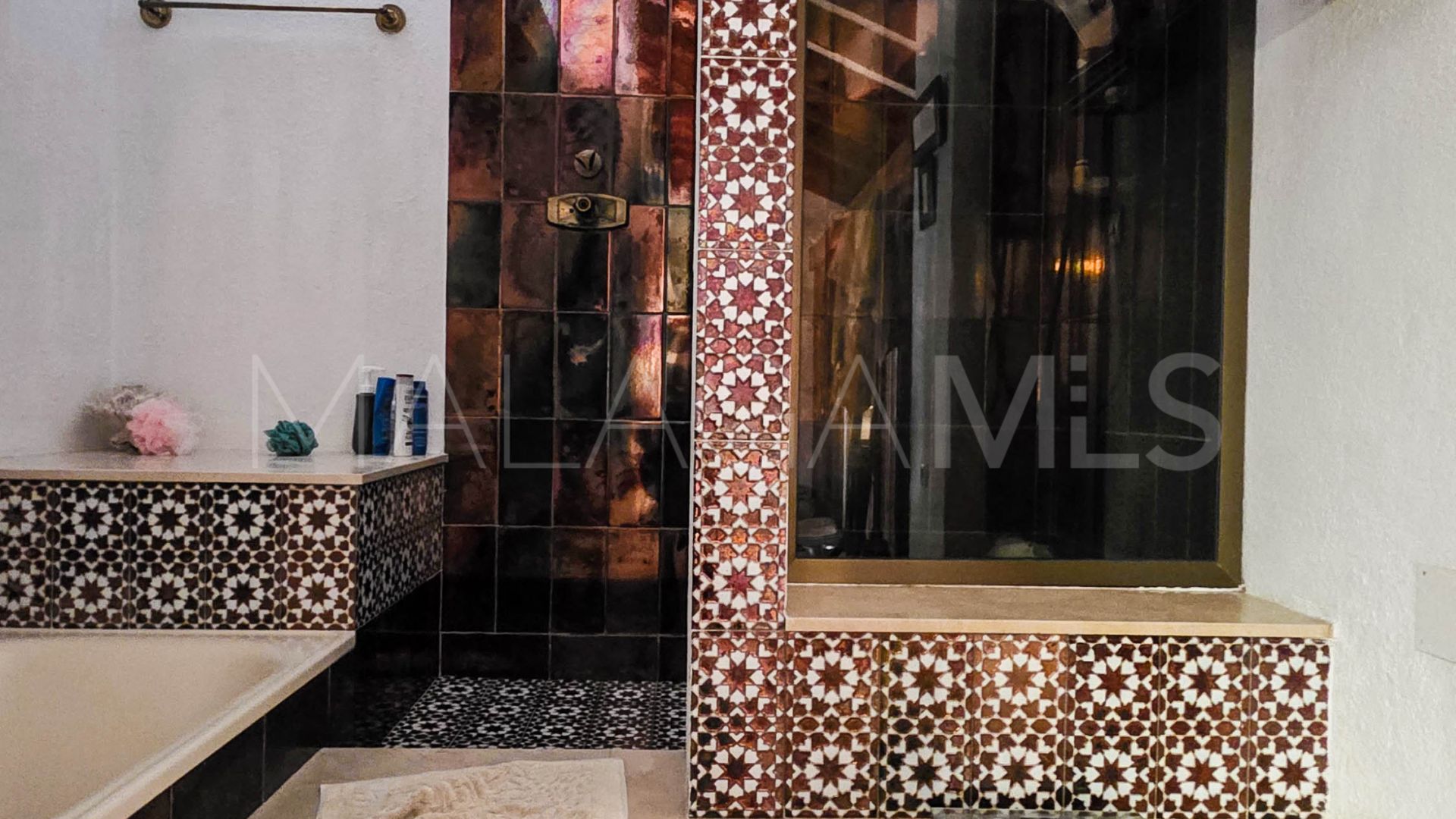 Villa for sale in Bahia Dorada