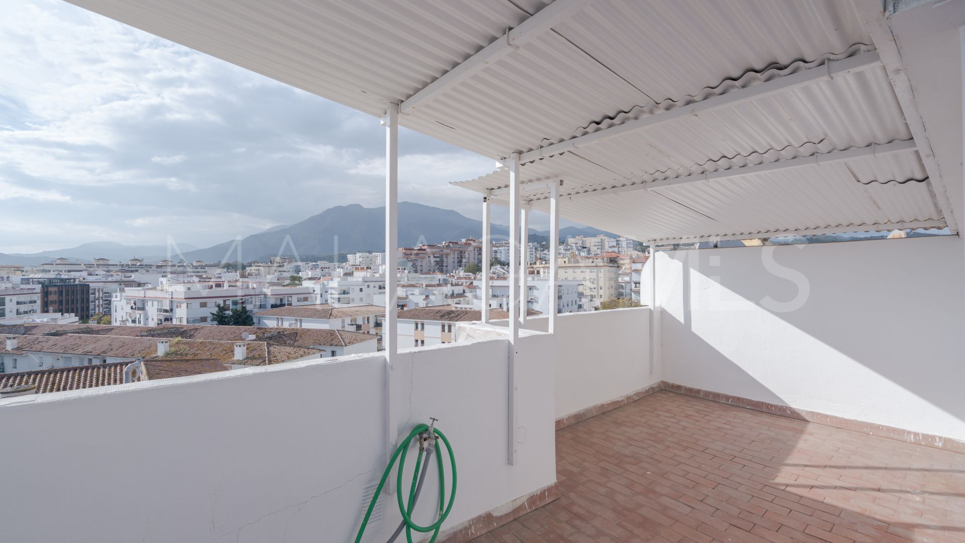 Appartement terrasse for sale in Estepona Ville