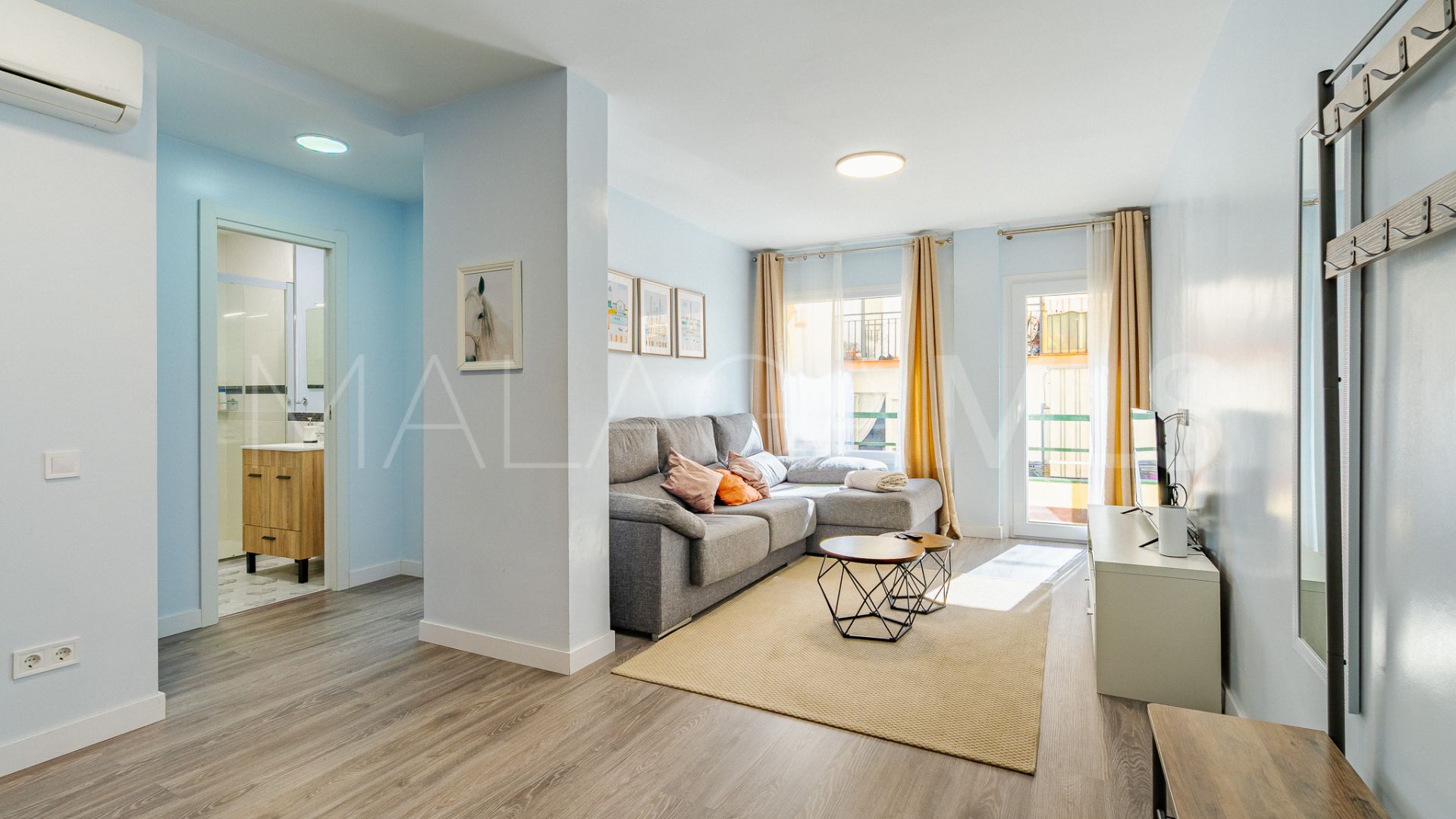 Gebäude for sale in Estepona Stadt