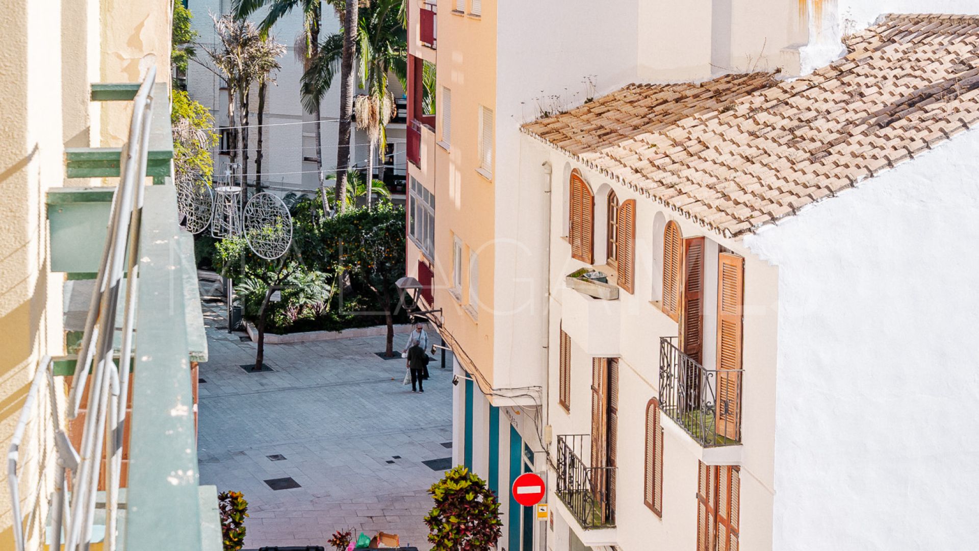 Gebäude for sale in Estepona Stadt