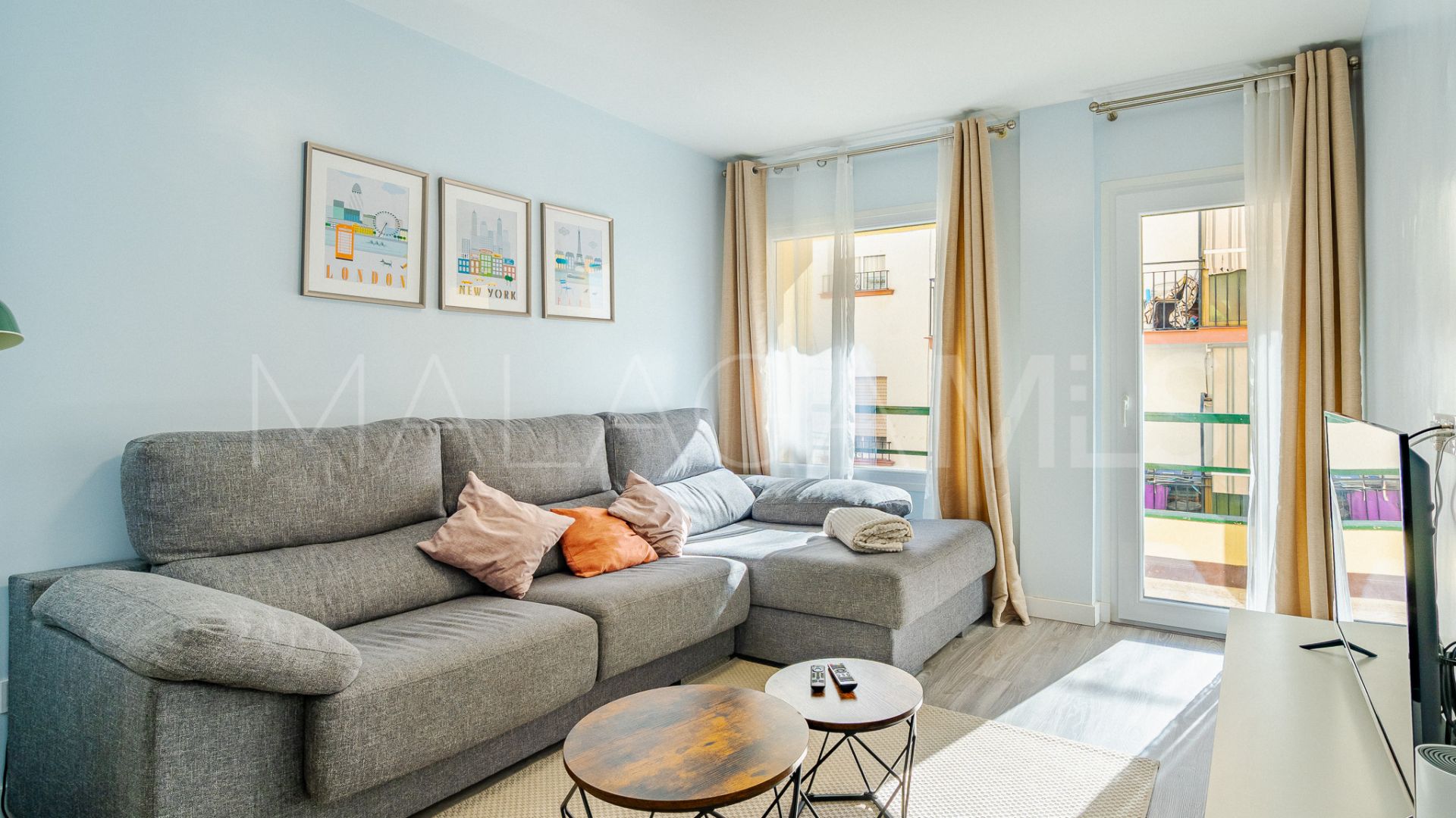 Gebäude for sale in Estepona Stadt