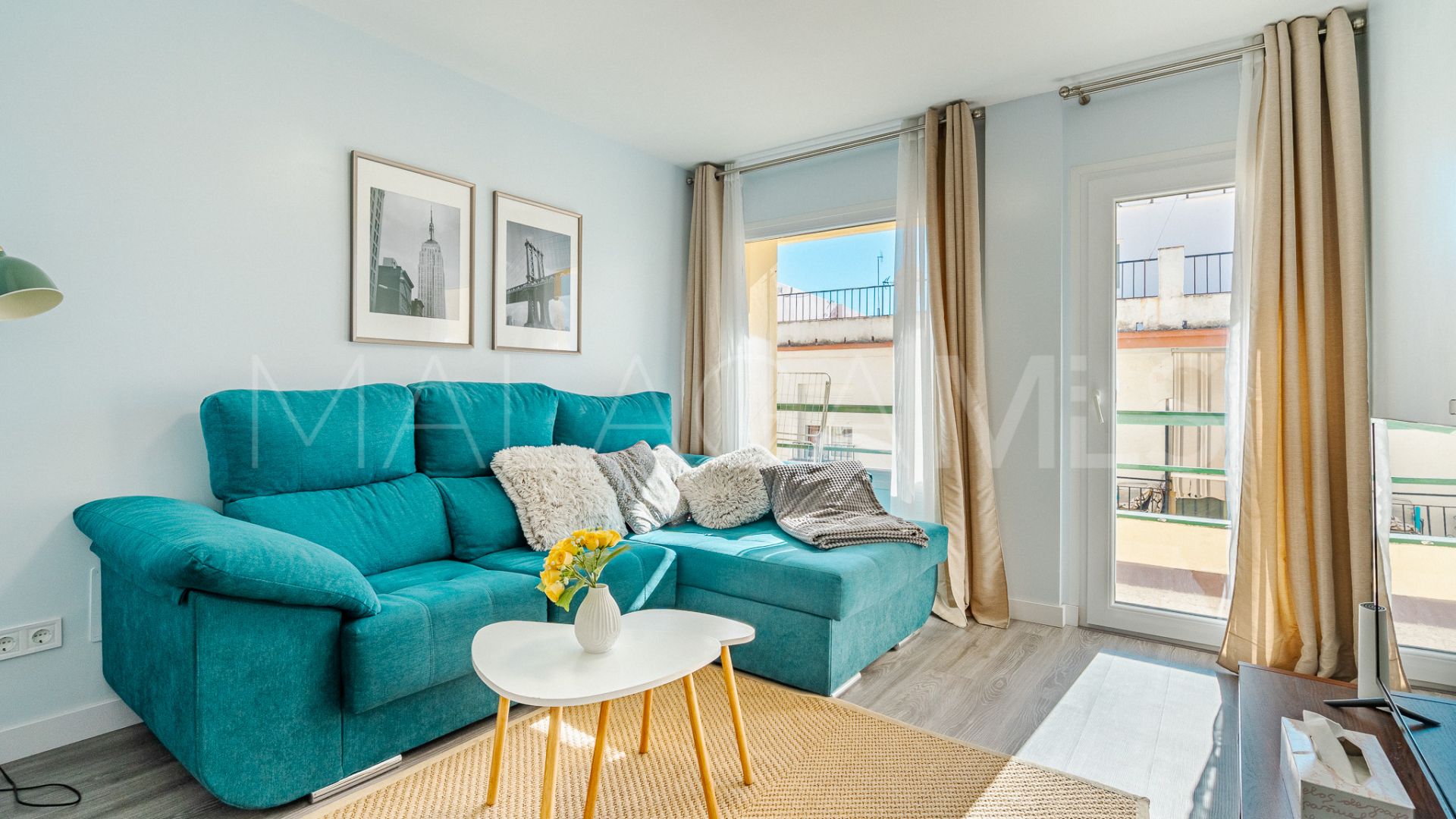 Gebäude for sale in Estepona Stadt