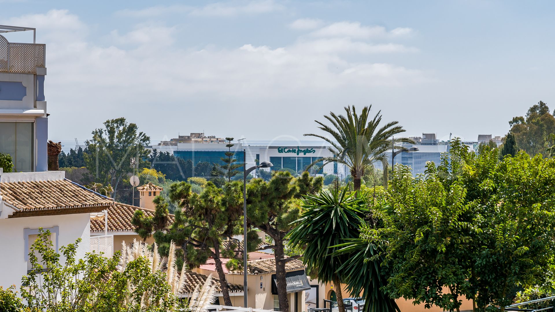 Ground floor duplex for sale in Señorio de Aloha