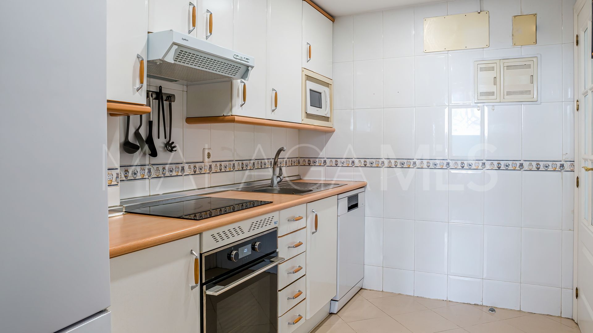 Ground floor duplex for sale in Señorio de Aloha