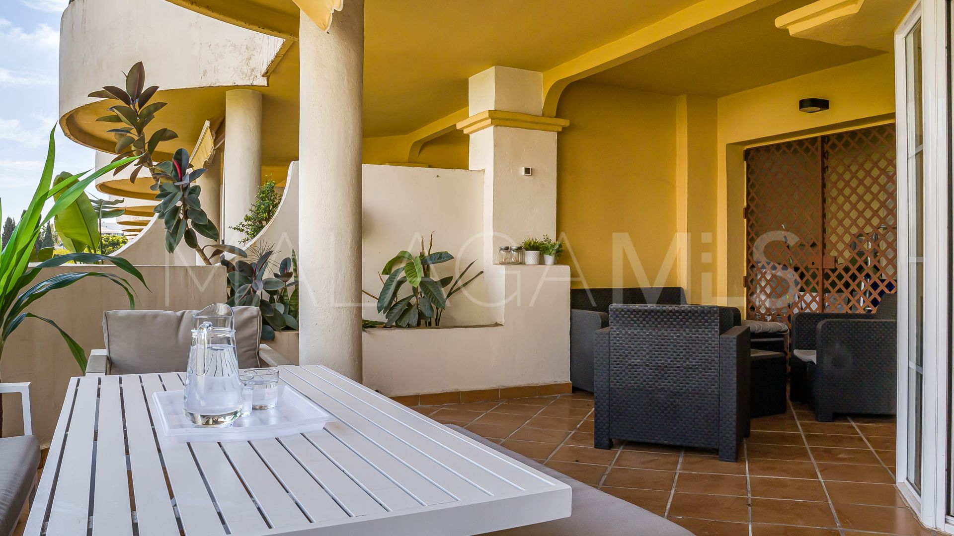 Ground floor duplex for sale in Señorio de Aloha