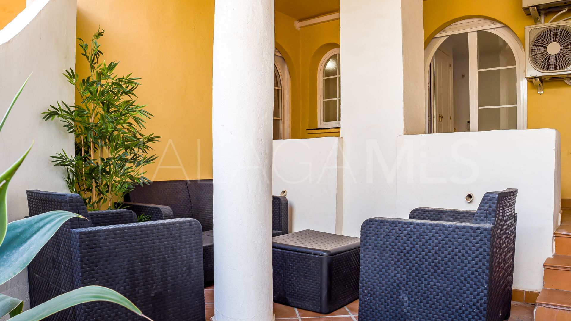 Ground floor duplex for sale in Señorio de Aloha