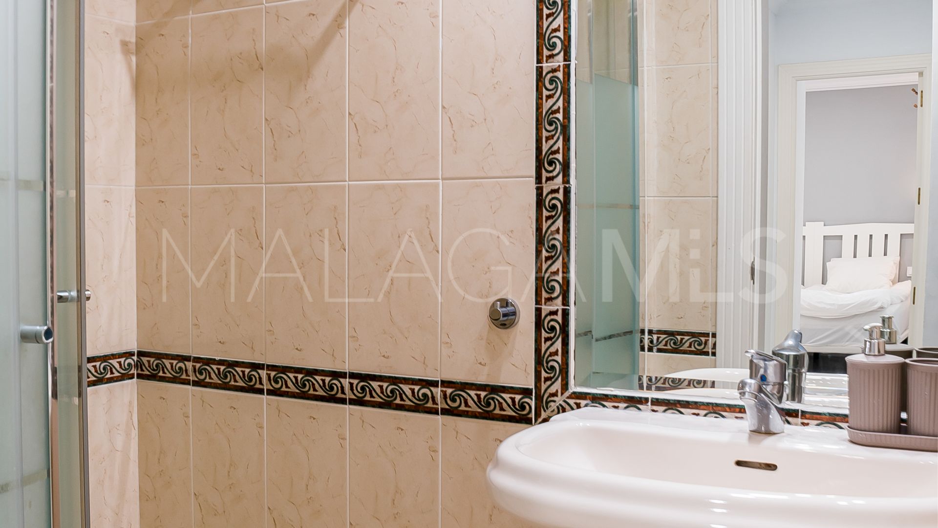 Ground floor duplex for sale in Señorio de Aloha