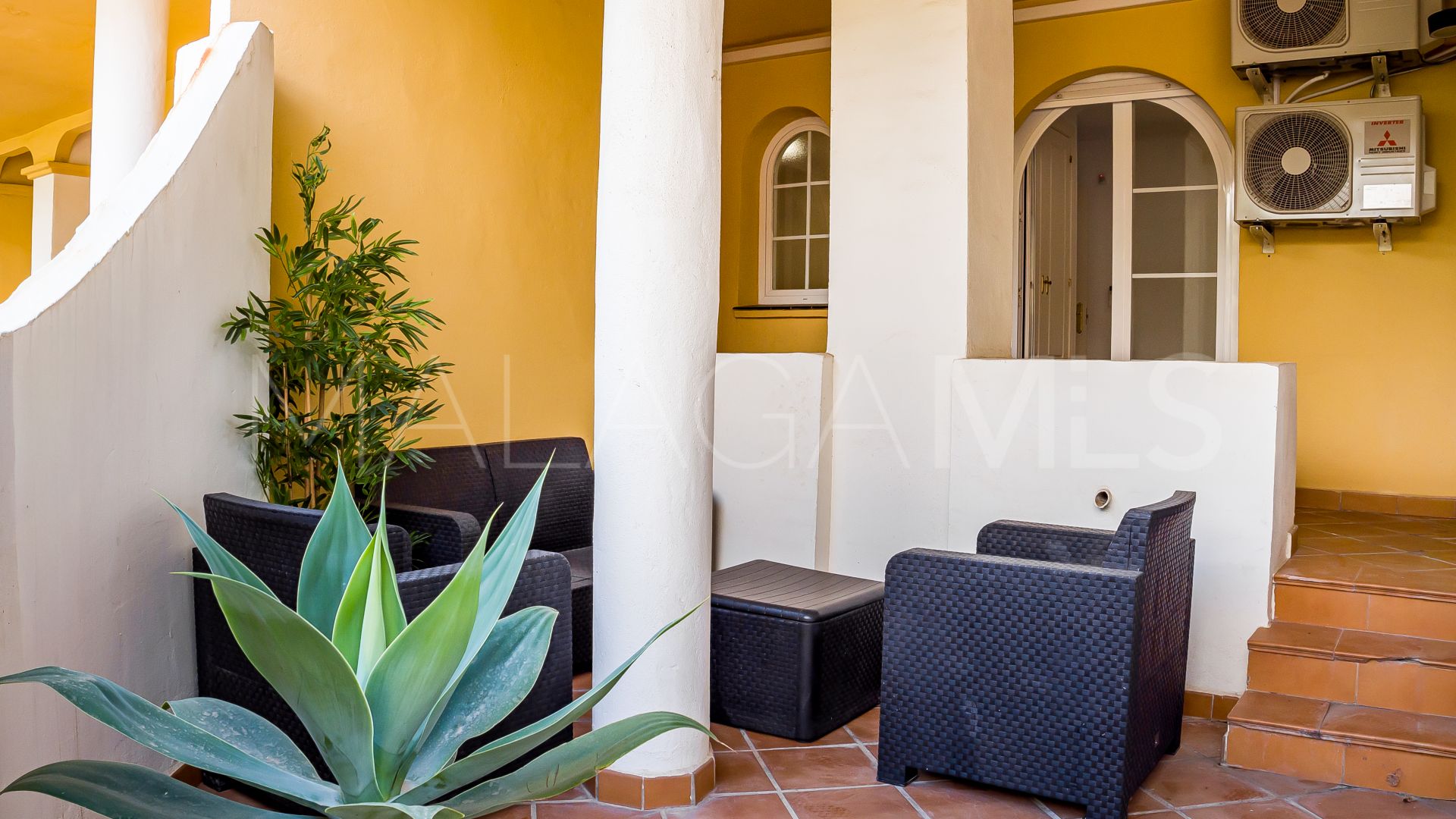 Ground floor duplex for sale in Señorio de Aloha