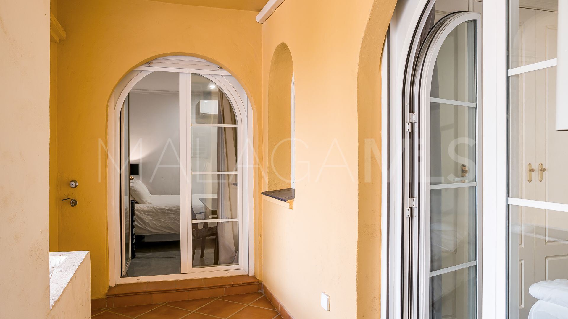 Ground floor duplex for sale in Señorio de Aloha
