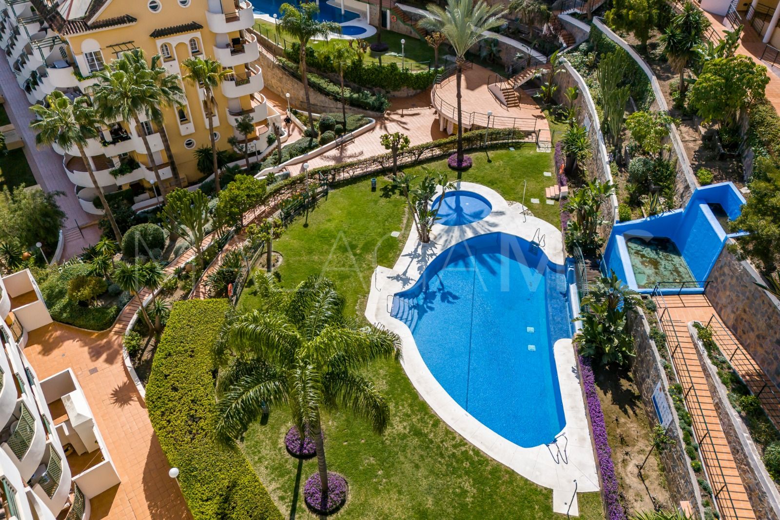 Ground floor duplex for sale in Señorio de Aloha