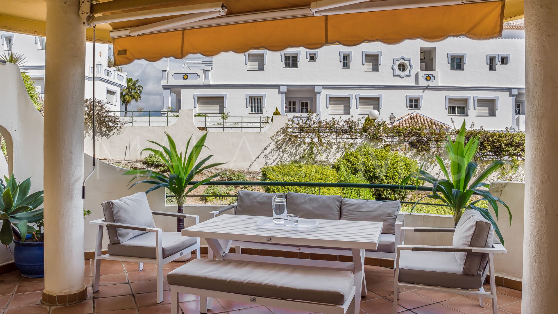 Ground floor duplex for sale in Señorio de Aloha